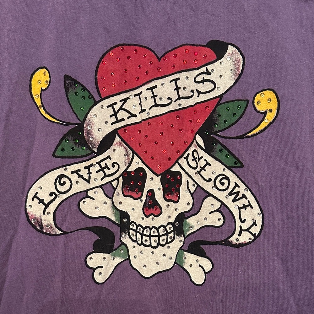 EUC Ed Hardy T Shirt. Tagged as a medium, runs small